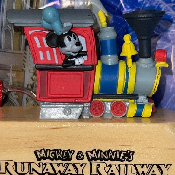 Disney Mickey runaway train whistle - Picture 6 of 6